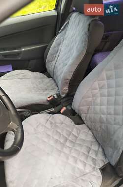 Хэтчбек Opel Astra 2006 в 