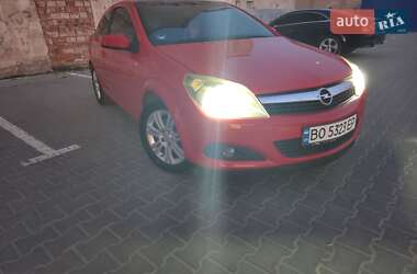 Хэтчбек Opel Astra 2007 в 