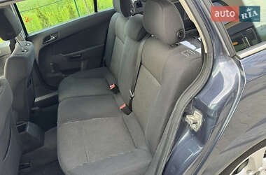 Универсал Opel Astra 2008 в 