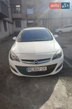Универсал Opel Astra 2013 в Днепре