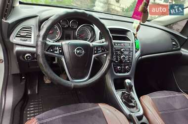 Универсал Opel Astra 2014 в 