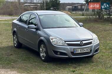 Седан Opel Astra 2008 в Полтаве