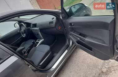 Универсал Opel Astra 2010 в 