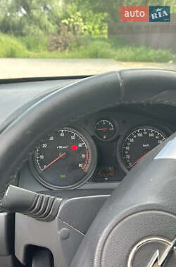 Универсал Opel Astra 2011 в 