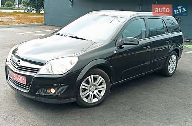Универсал Opel Astra 2008 в Чернигове