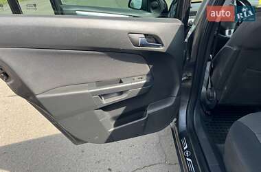 Універсал Opel Astra 2009 в 