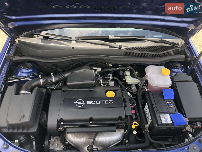 Універсал Opel Astra 2005 в Ямполі