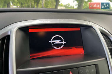 Универсал Opel Astra 2014 в 