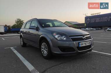Универсал Opel Astra 2005 в Киеве