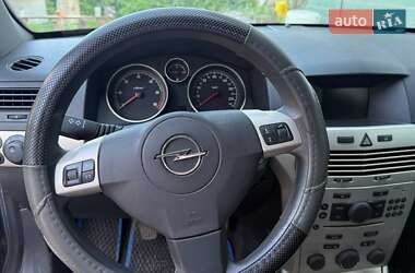 Универсал Opel Astra 2008 в 