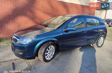 Хэтчбек Opel Astra 2006 в Ивано-Франковске
