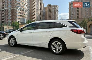 Универсал Opel Astra 2019 в 