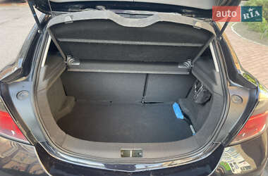 Купе Opel Astra 2005 в 