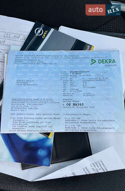 Хэтчбек Opel Astra 2009 в 