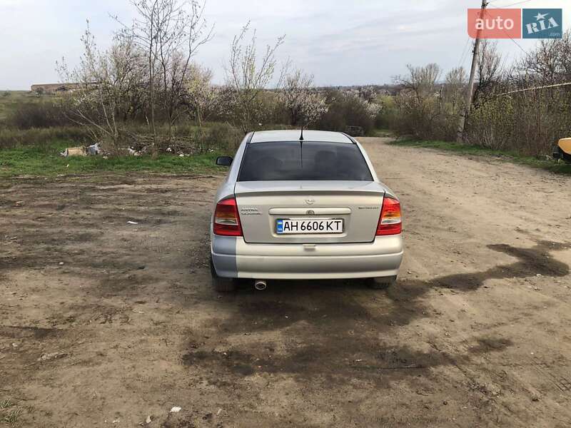 Седан Opel Astra 2008 в Харкові