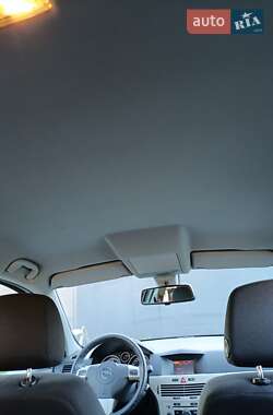 Универсал Opel Astra 2008 в 