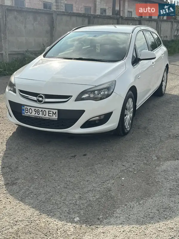 Opel Astra 2015