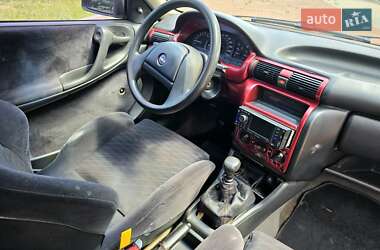 Хэтчбек Opel Astra 1992 в 