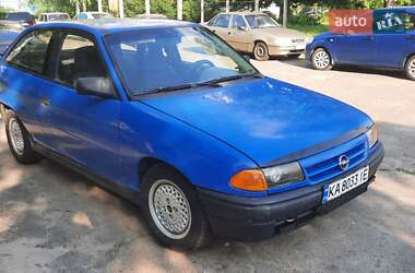 Хэтчбек Opel Astra 1992 в Киеве