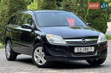 Универсал Opel Astra 2009 в 