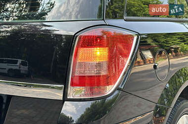 Универсал Opel Astra 2009 в 