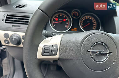 Универсал Opel Astra 2009 в 
