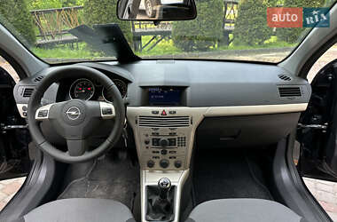 Универсал Opel Astra 2009 в 