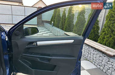 Универсал Opel Astra 2007 в 