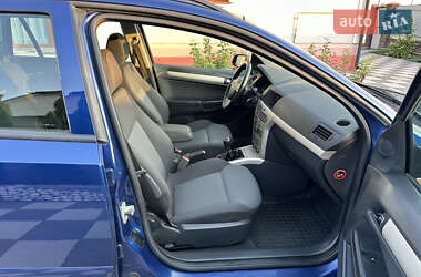 Универсал Opel Astra 2007 в 