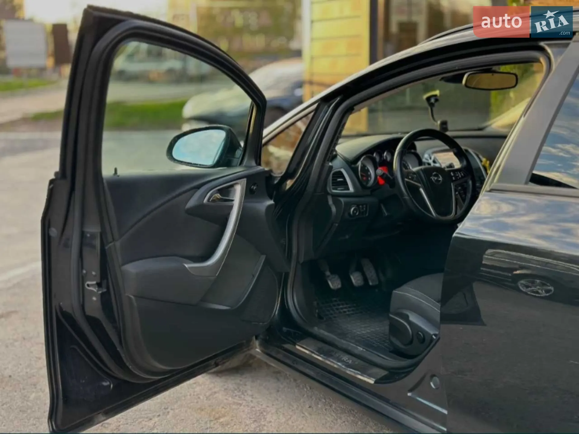 2011 Opel Astra - мініатюра 19