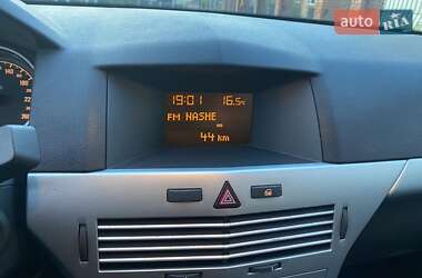 Универсал Opel Astra 2009 в 