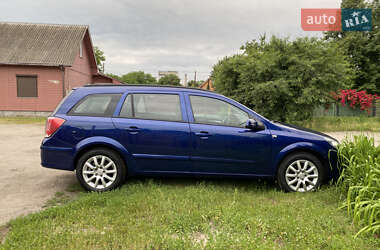 Универсал Opel Astra 2005 в 