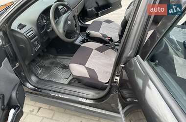 Седан Opel Astra 2008 в 