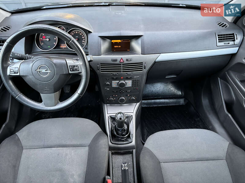 Универсал Opel Astra 2005 в Хмельницком