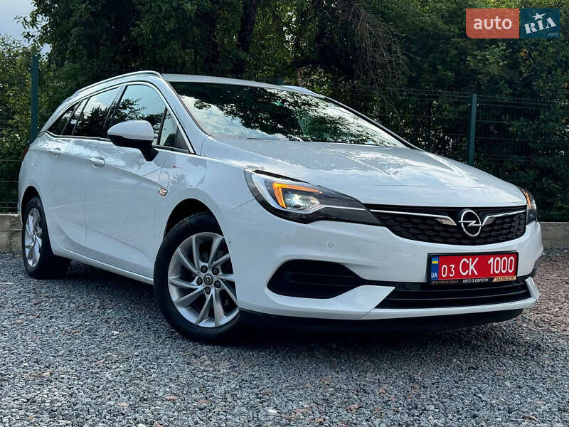 Универсал Opel Astra 2021 в Дрогобыче