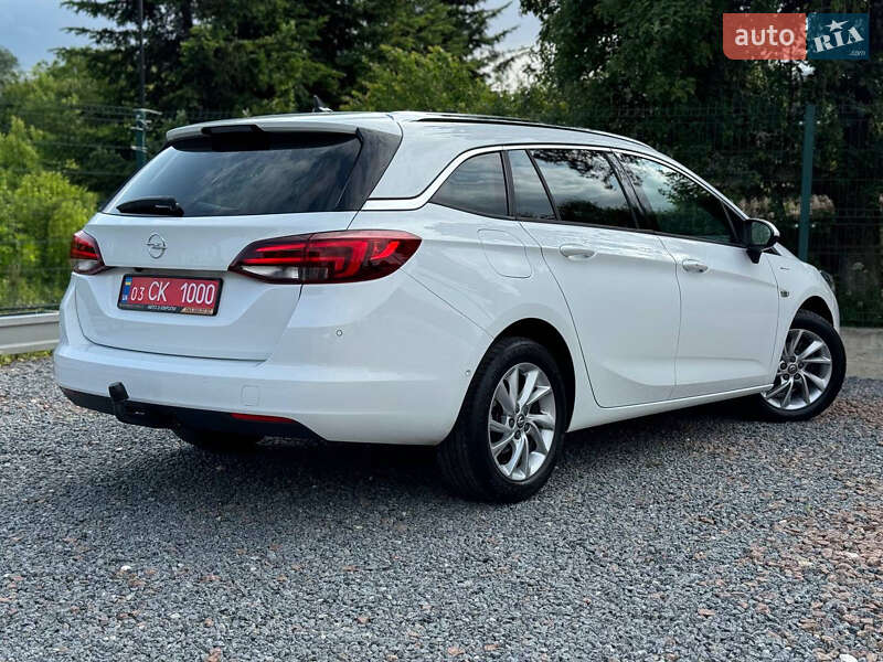 Универсал Opel Astra 2021 в Дрогобыче