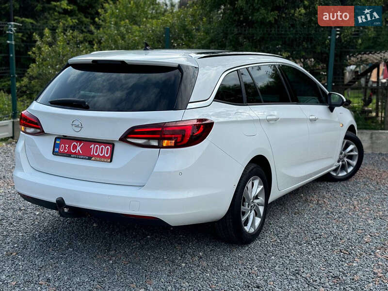 Универсал Opel Astra 2021 в Дрогобыче