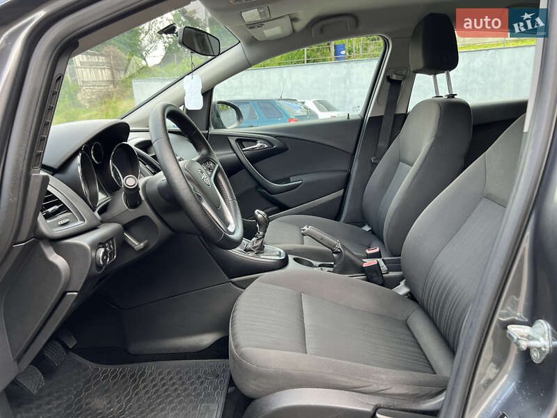Хэтчбек Opel Astra 2011 в Малине