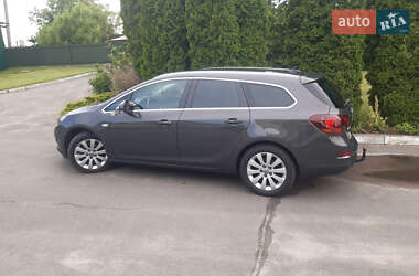 Универсал Opel Astra 2016 в 