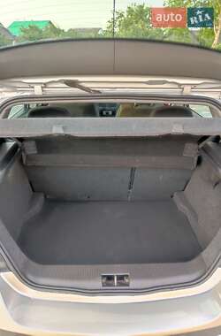 Хэтчбек Opel Astra 2004 в 