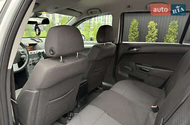 Универсал Opel Astra 2009 в 