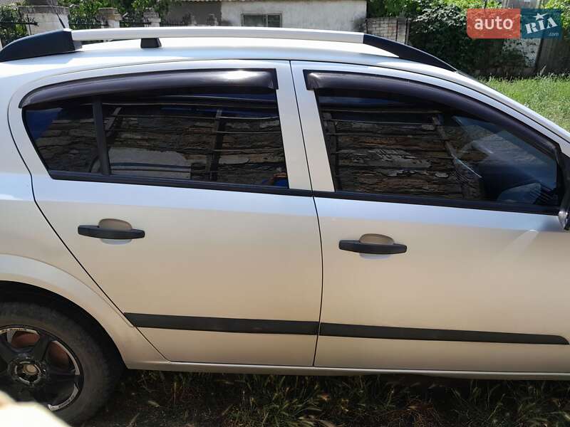 Хетчбек Opel Astra 2008 в Миколаєві