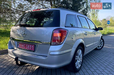 Универсал Opel Astra 2006 в 