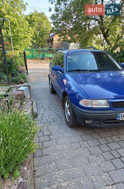 Универсал Opel Astra 1996 в 