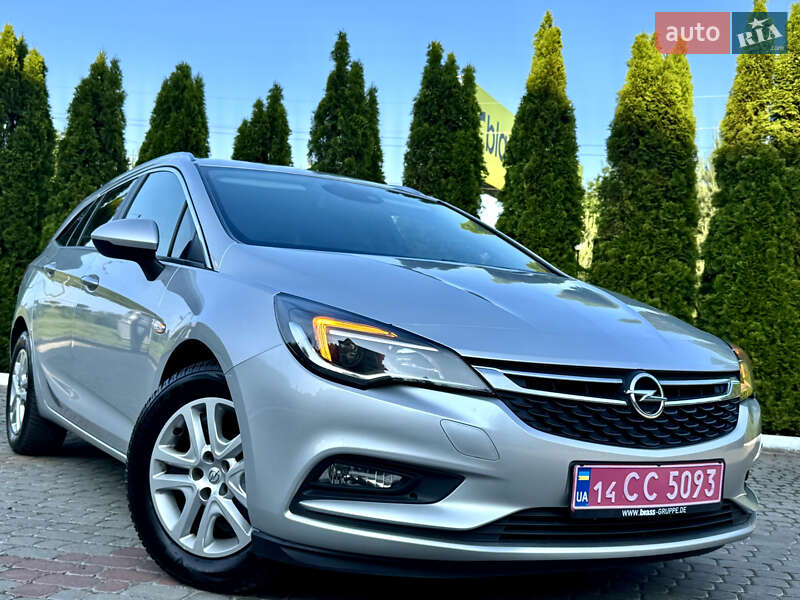 Универсал Opel Astra 2018 в Трускавце