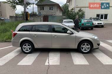 Универсал Opel Astra 2009 в 