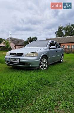Седан Opel Astra 2004 в Золотоноше