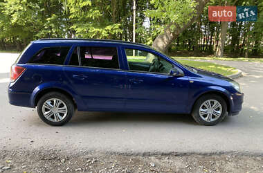 Универсал Opel Astra 2005 в 