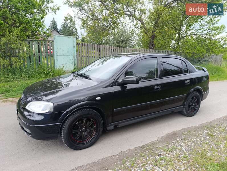 Opel Astra 2008