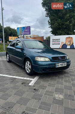 Хэтчбек Opel Astra 2001 в Киеве